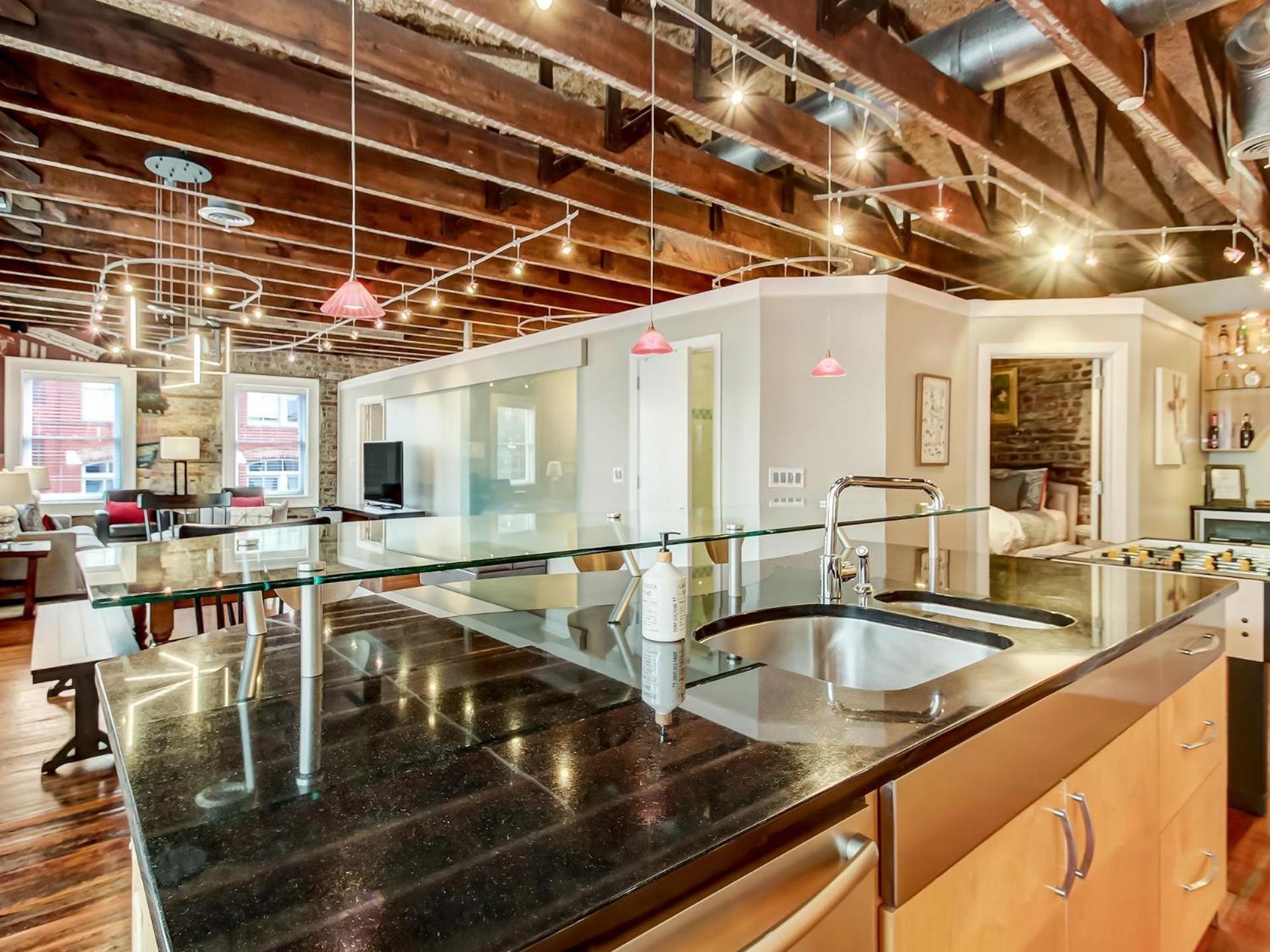 Appartement Broughton Corner Loft à Savannah Extérieur photo